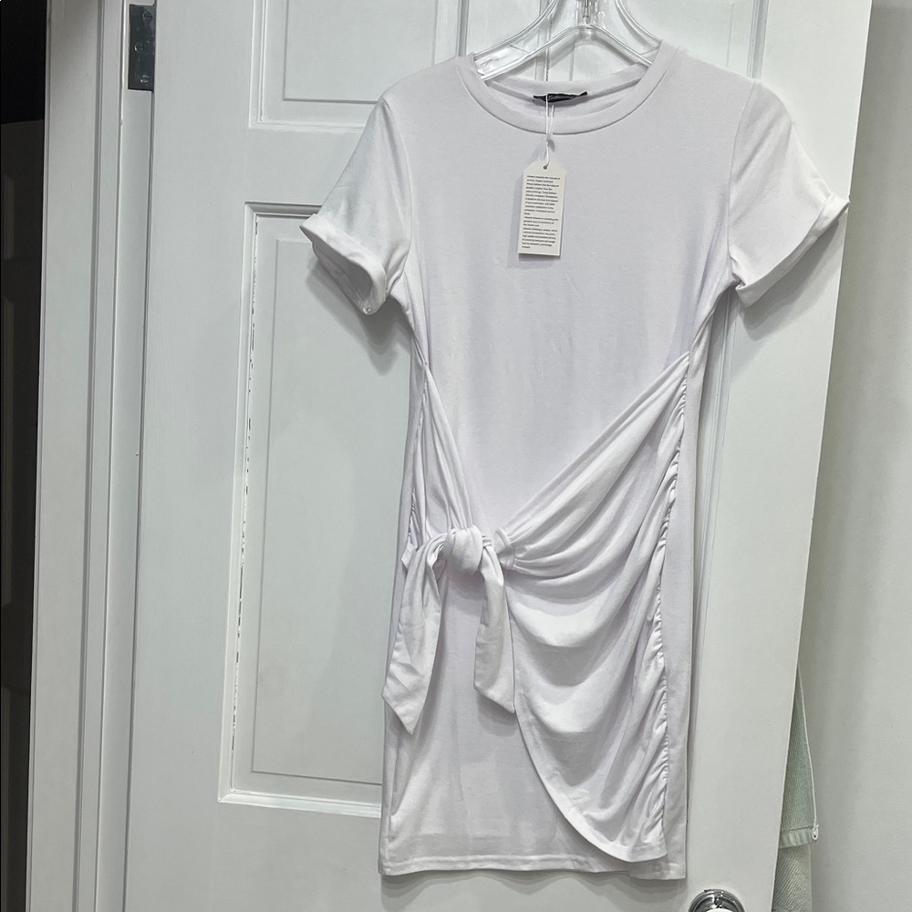 NWT Lillasory Chic White Tie-Front Tee shirt dress